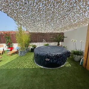 L'avant Scene Meuble 5 Etoiles Parking Gratuit Jacuzzi Appartement